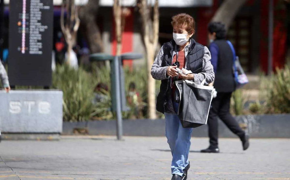 México suma 927 nuevas muertes por covid en un día
