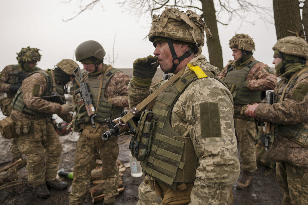 Rusia y Ucrania mantienen una tensión que podría desembocar en una guerra. (AP)
