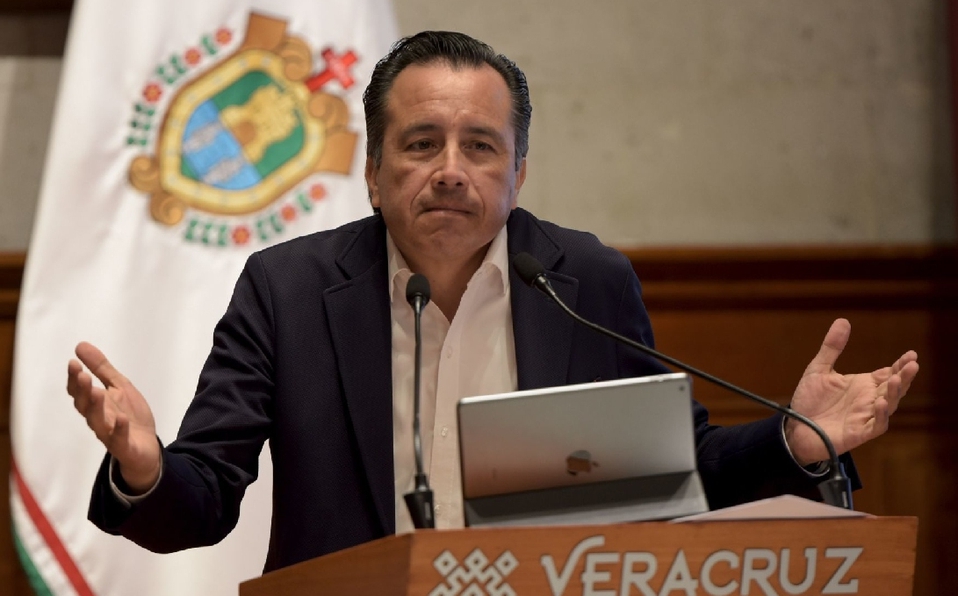 Senadores exigen a Cuitláhuac García una disculpa pública