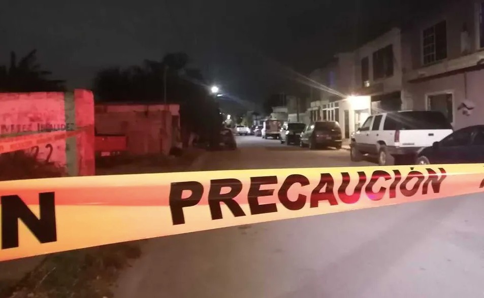 Asesinan a dos personas en vivienda de Cadereyta, NL. Foto: Miranda Arias.