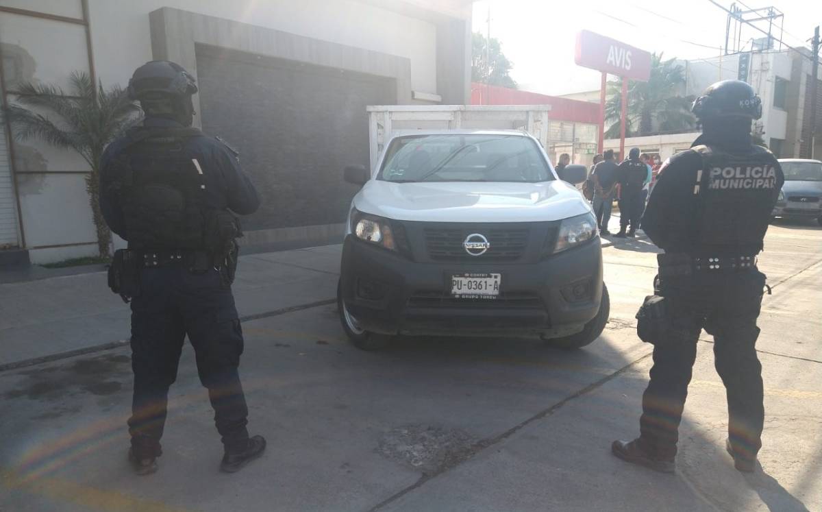 Los autos recuperados fueron puestos a disposición de las autoridades correspondientes.