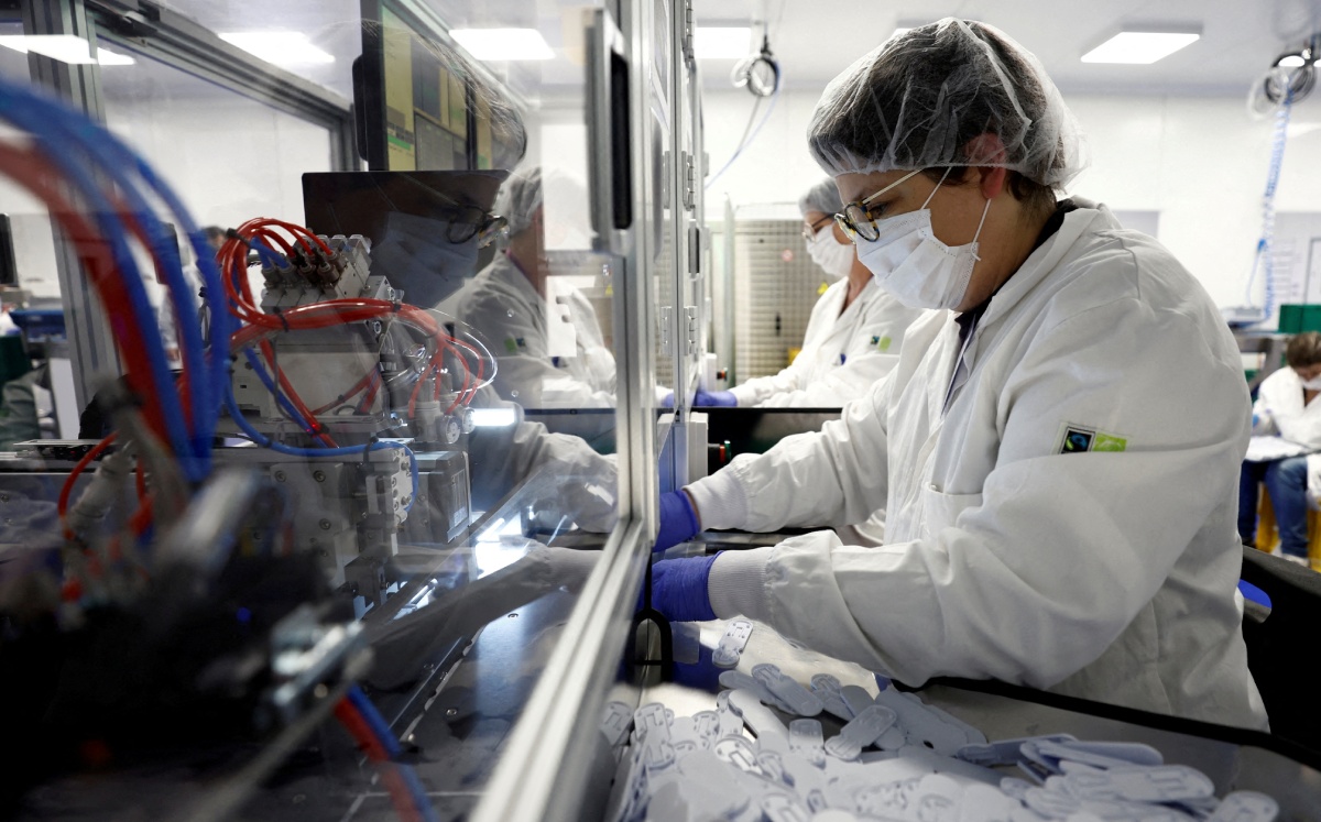 Respecto a diciembre de 2020, la producción industrial se incrementó 2.4 por ciento. Foto: (Reuters)
