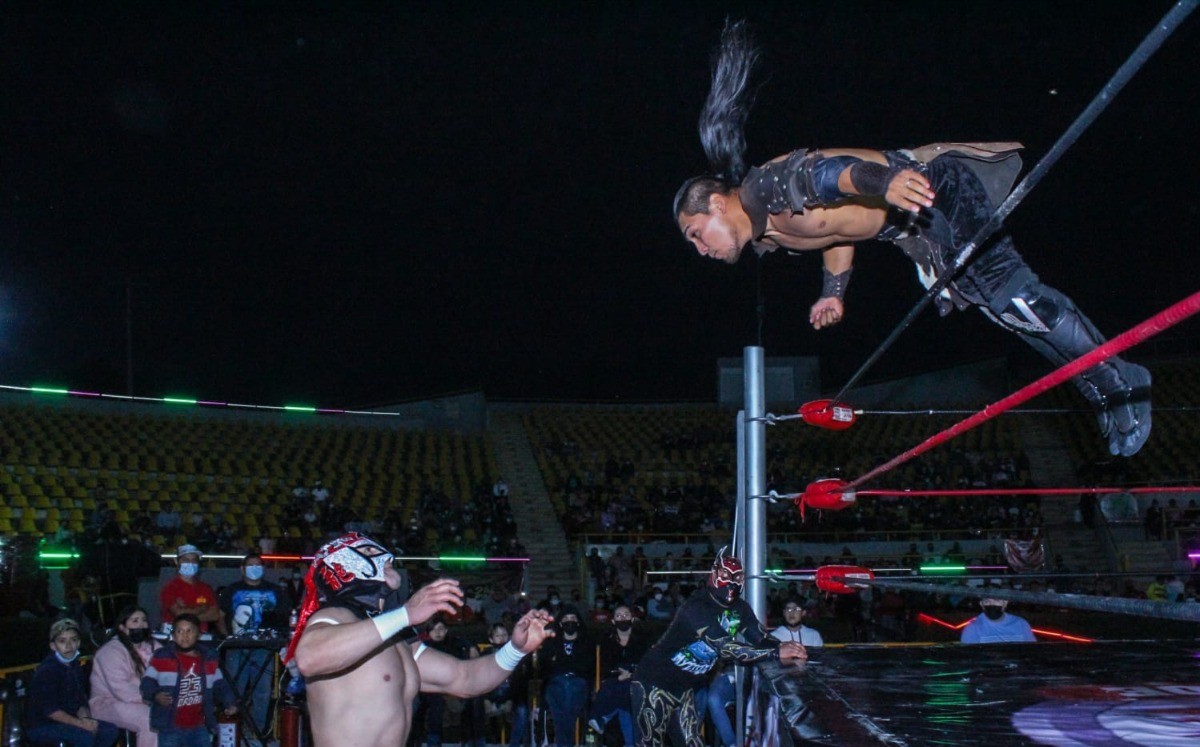 Por primera vez, la lucha libre se hizo presente en la Feria de León / Monserrat Yépez