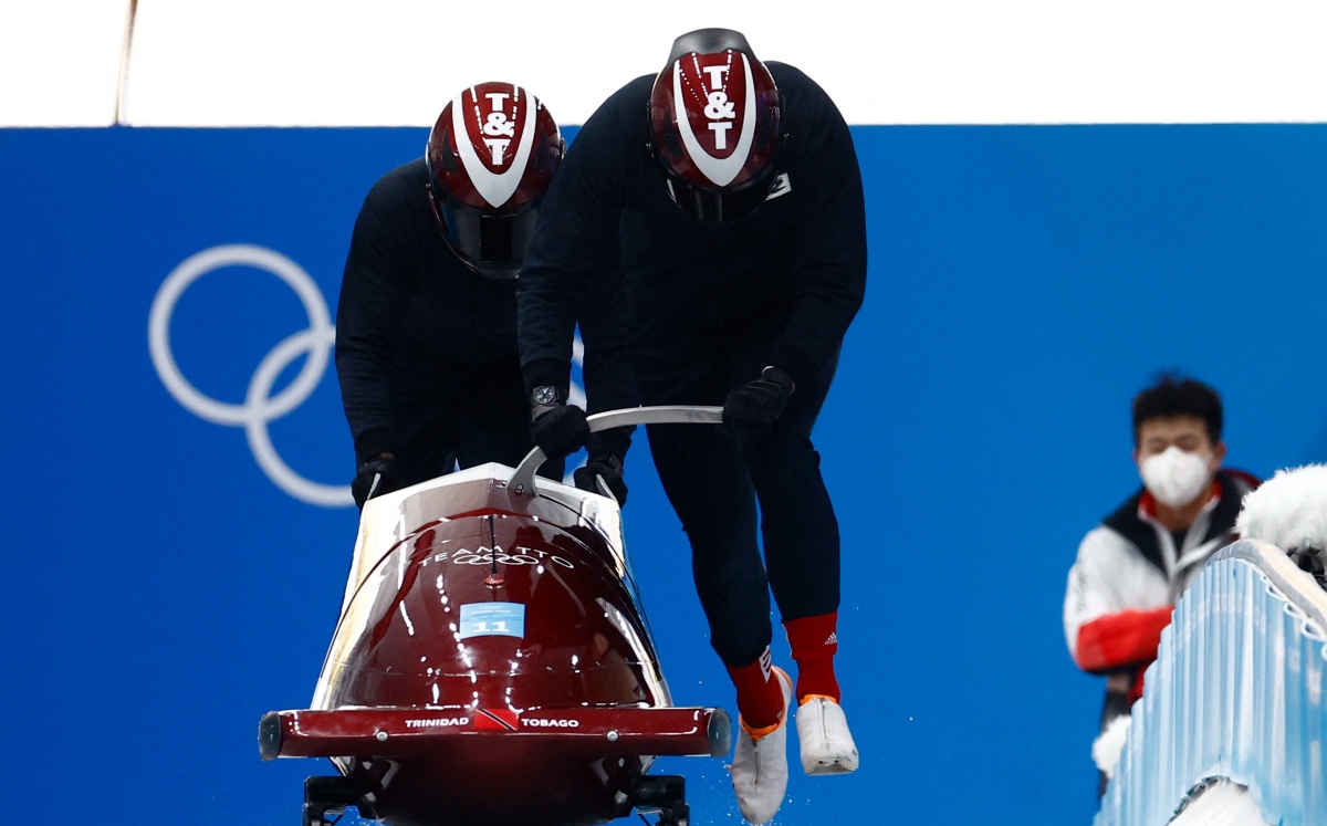 Axel Brown y Andre Marcano, competidores de bobsleigh de Trinidad y Tobago en Beijing 2022 (Reuters)