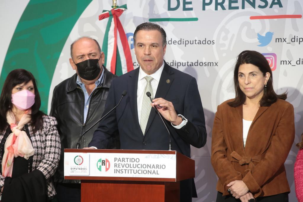 Diputados María de Jesús Aguirre, Rubén Moreira, Andrés Cantú y Marcela Guerra (Foto Especial)