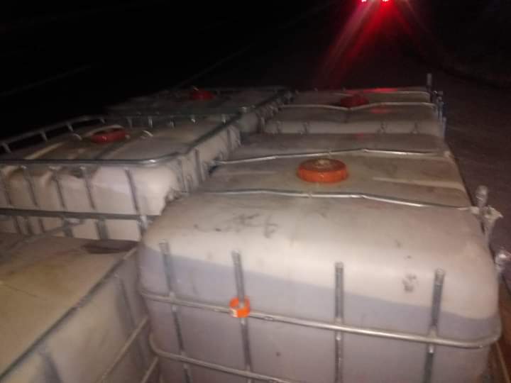 Elementos de Seguridad de Pemex aseguraron dos unidades con Huachicol en  Atitalaquia (Especial)