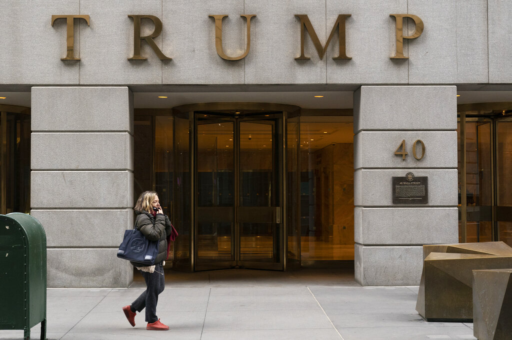 Sede de la Trump Organization, el conglomerado del ex presidente de EU, Donald Trump. (AP)