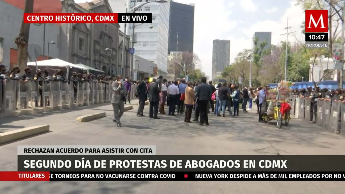 La policía de la Ciudad de México intervino durante protesta