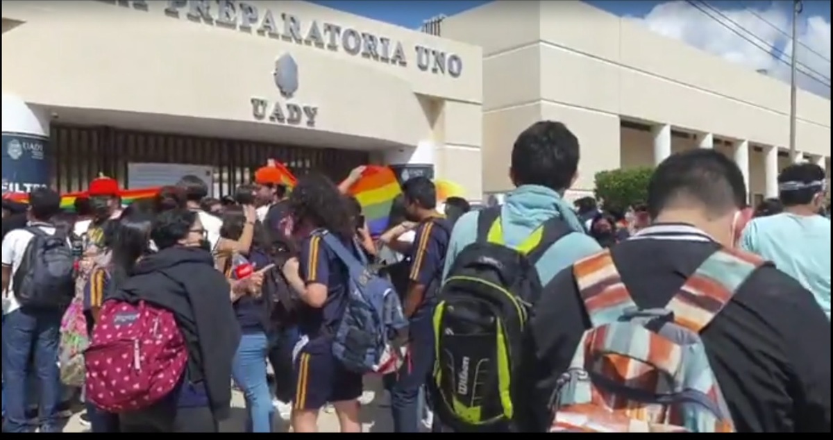 Estudiantes pidieron que se termine la discriminación en la escuela. (Daniel Barquet)