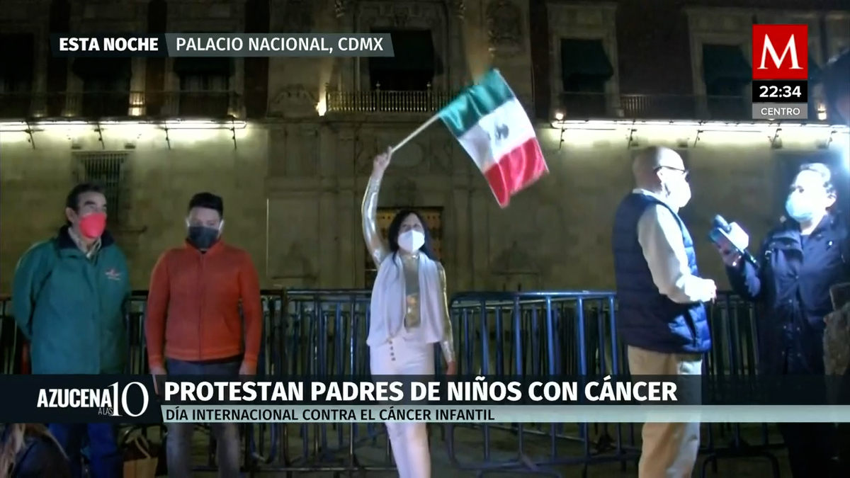 Padres de niños con cáncer protestan frente a Palacio Nacional
