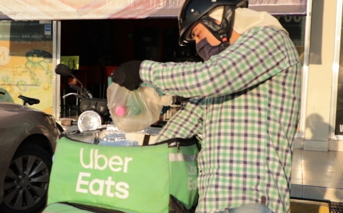 Servicio a domicilio y drive thru éxito para restaurantes