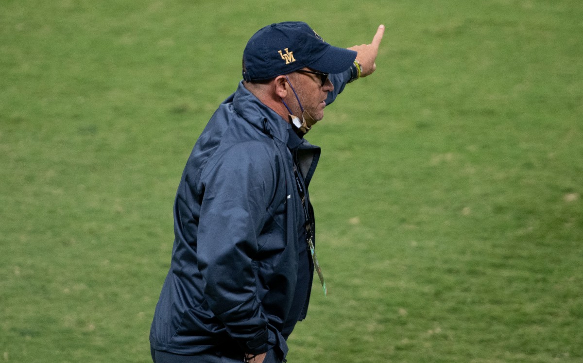 Andrés Lillini, molesto por no mantener la ventaja de Pumas ante Saprissa (AFP)