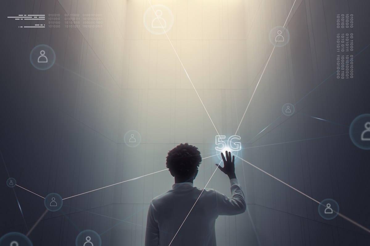 La entrada de la 5G permitirá la mejora en la conectividad de las personas y la innovación en distintas áreas. (freepik.es)