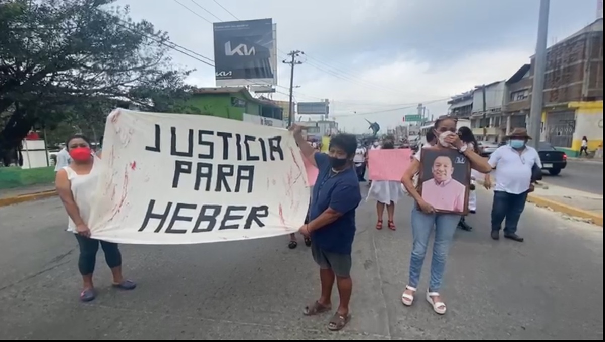 Familiares y amigos exigieron justicia por el asesinato. (Óscar Rodríguez)