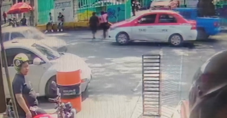 Las mujeres fueron atropelladas al cruzar una avenida | Especial