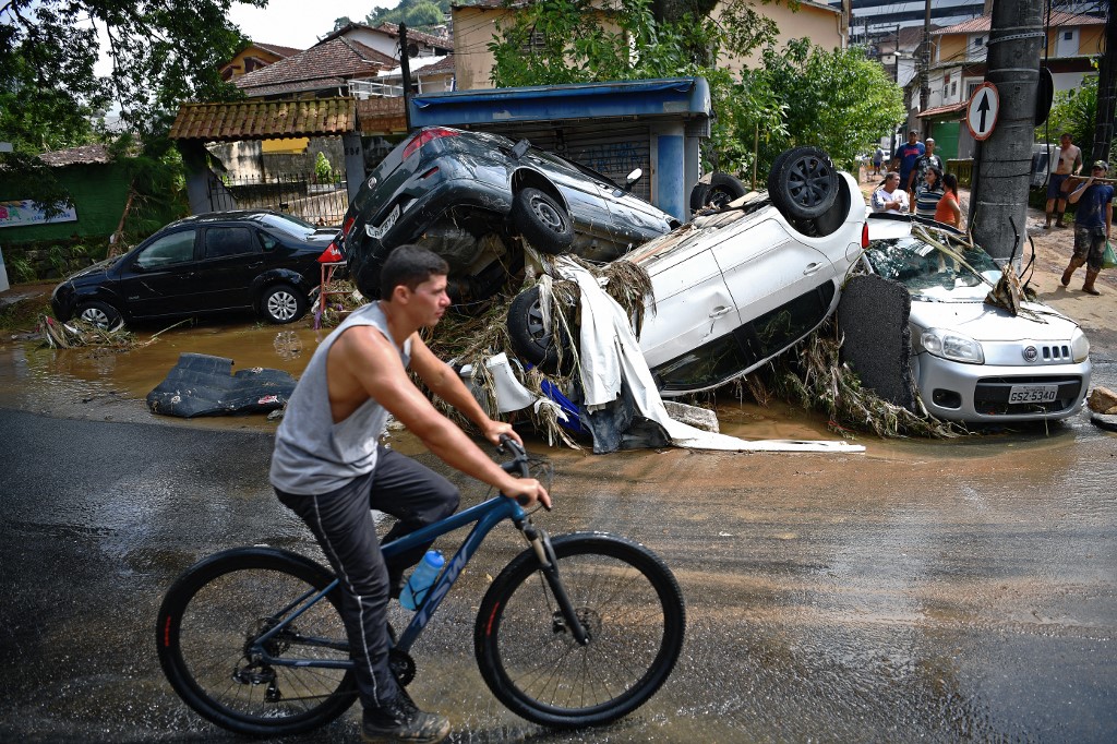 Las tareas de rescate continúan en Brasil. (AFP)