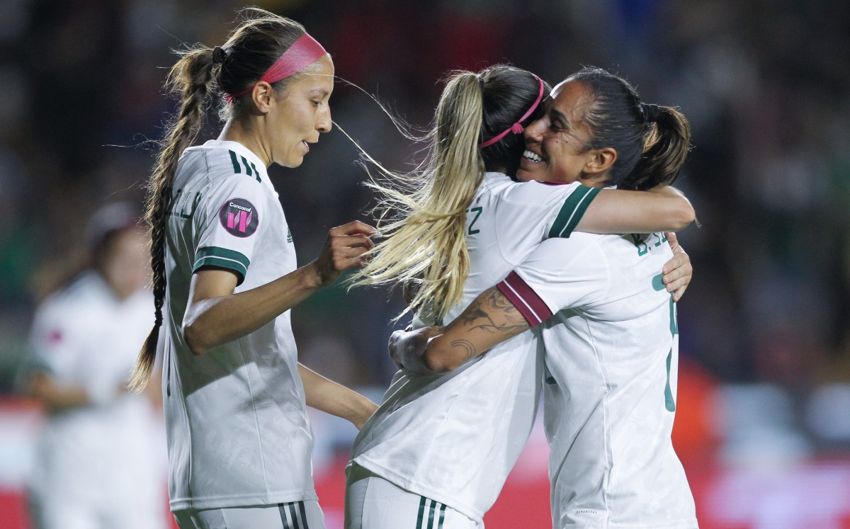 Tri femenil golea a Surinam y da el primer paso rumbo a la Copa del Mundo (Jorge López)