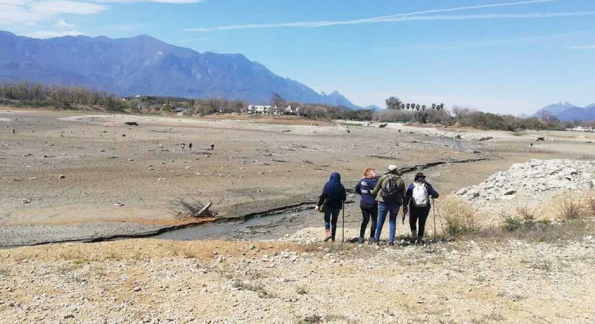 Se suma colectivo de mujeres a búsqueda en la Presa La Boca. Foto: Especial