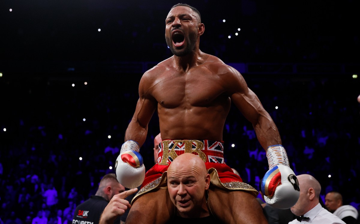Kell Brook se impuso a Amir Khan en el sexto round (Reuters)