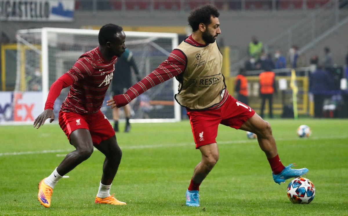 El tierno gesto de Sadio Mané con Salah luego de ganar la Copa Africana (Reuters)