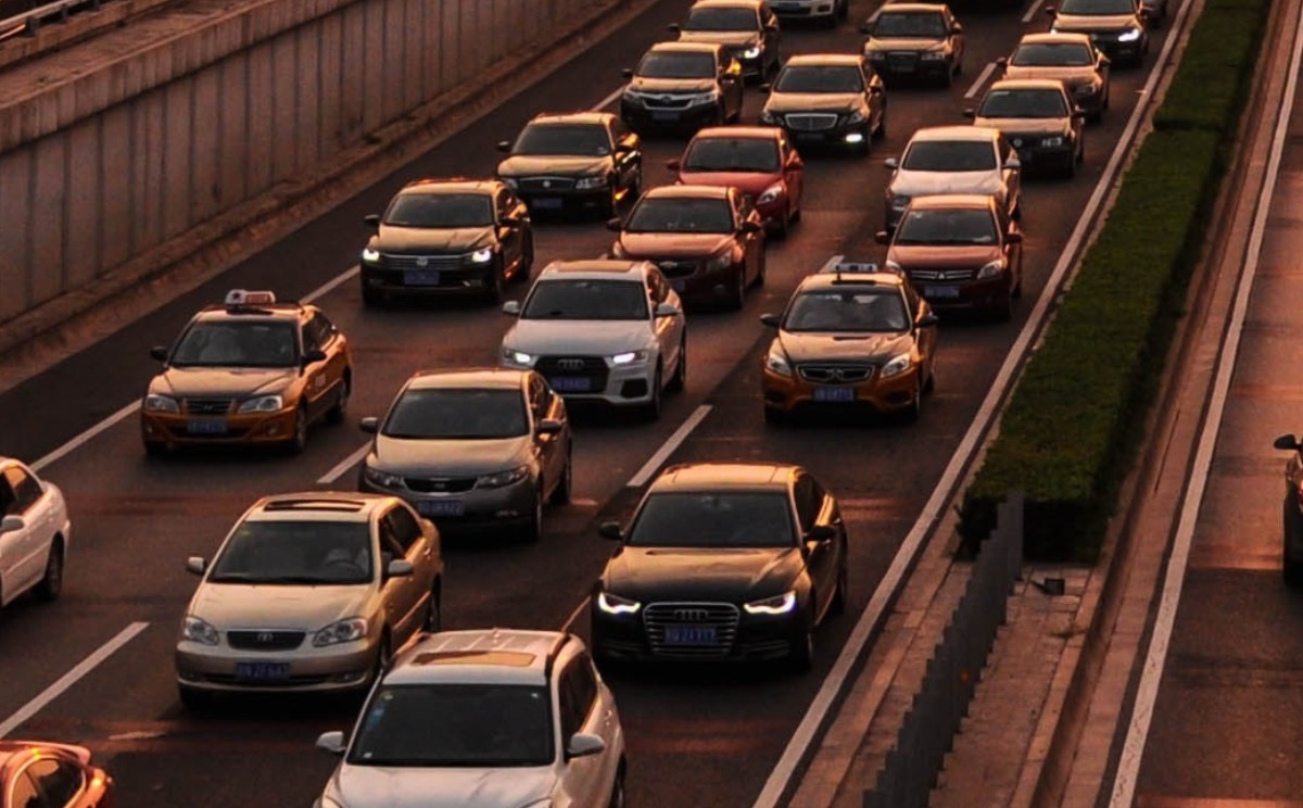 Automóviles | La condición es que estés al corriente en todas tus obligaciones. | Especial
