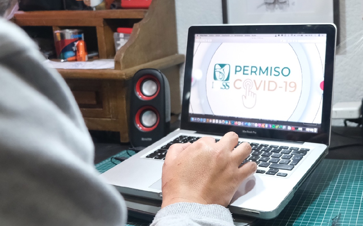 Con el permiso se evitó el traslado de trabajadoras para su trámite y cobro. | Especial