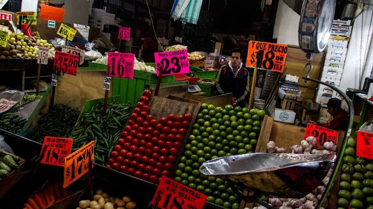 Aguacate, jitomate y cebolla, los productos con más alza en precios