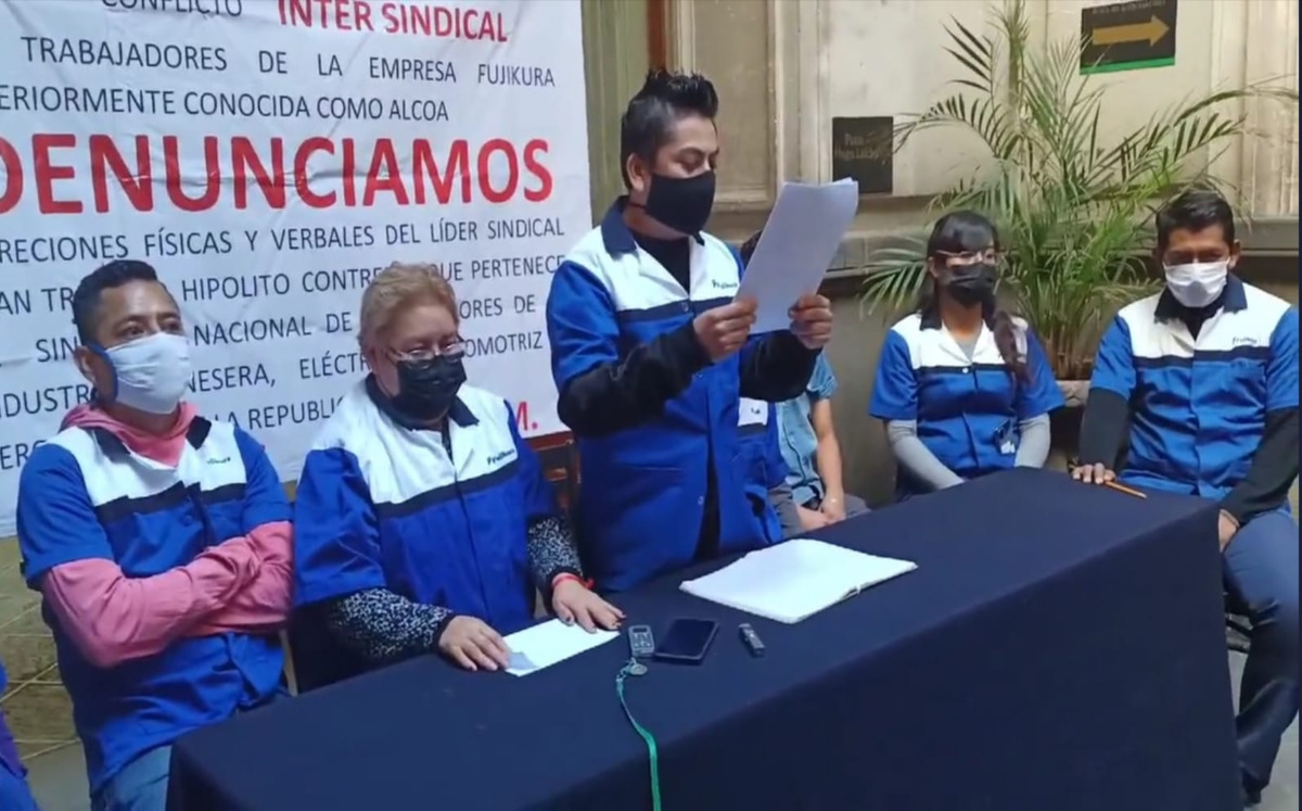 Obreros de Fujikura en Puebla | Especial
