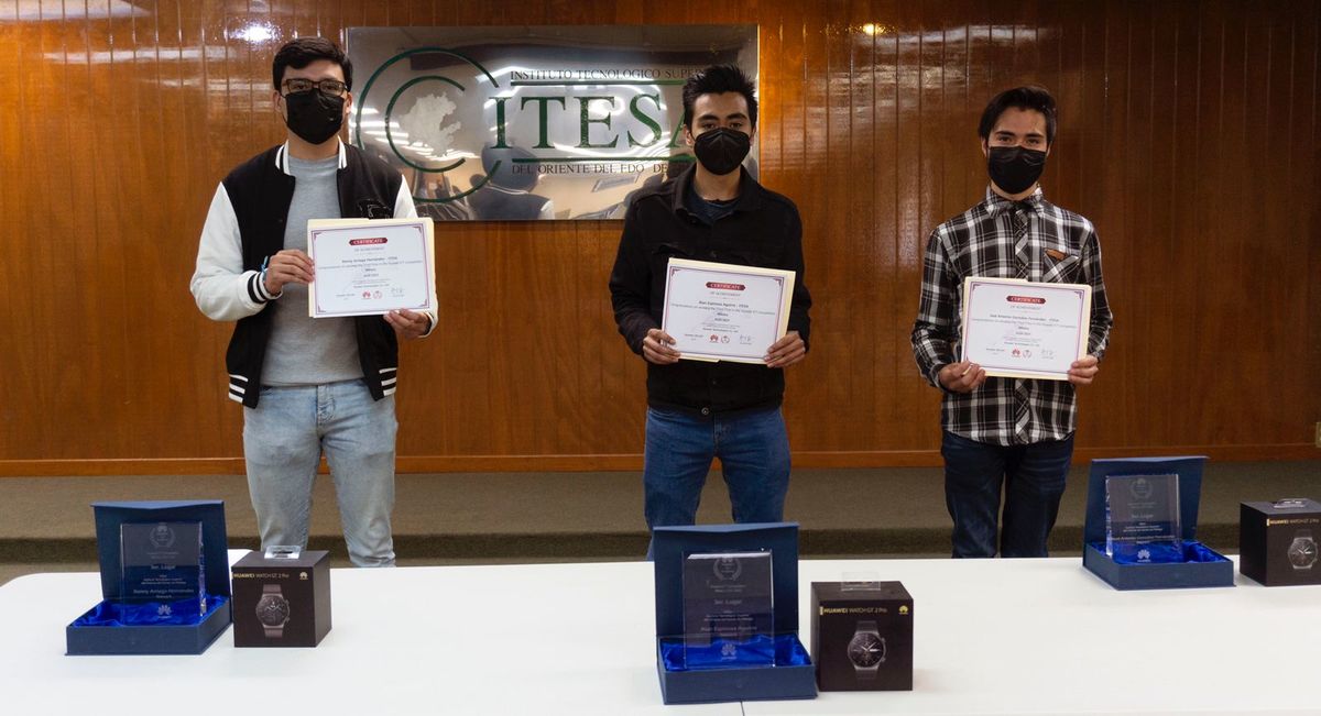 Tercer lugar en el Track Network de la Huawei ICT Competition México 2021-2022. (Cortesía)