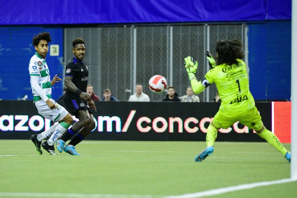 Carlos Acevedo en acción contra el FC Montreal | Cortesía