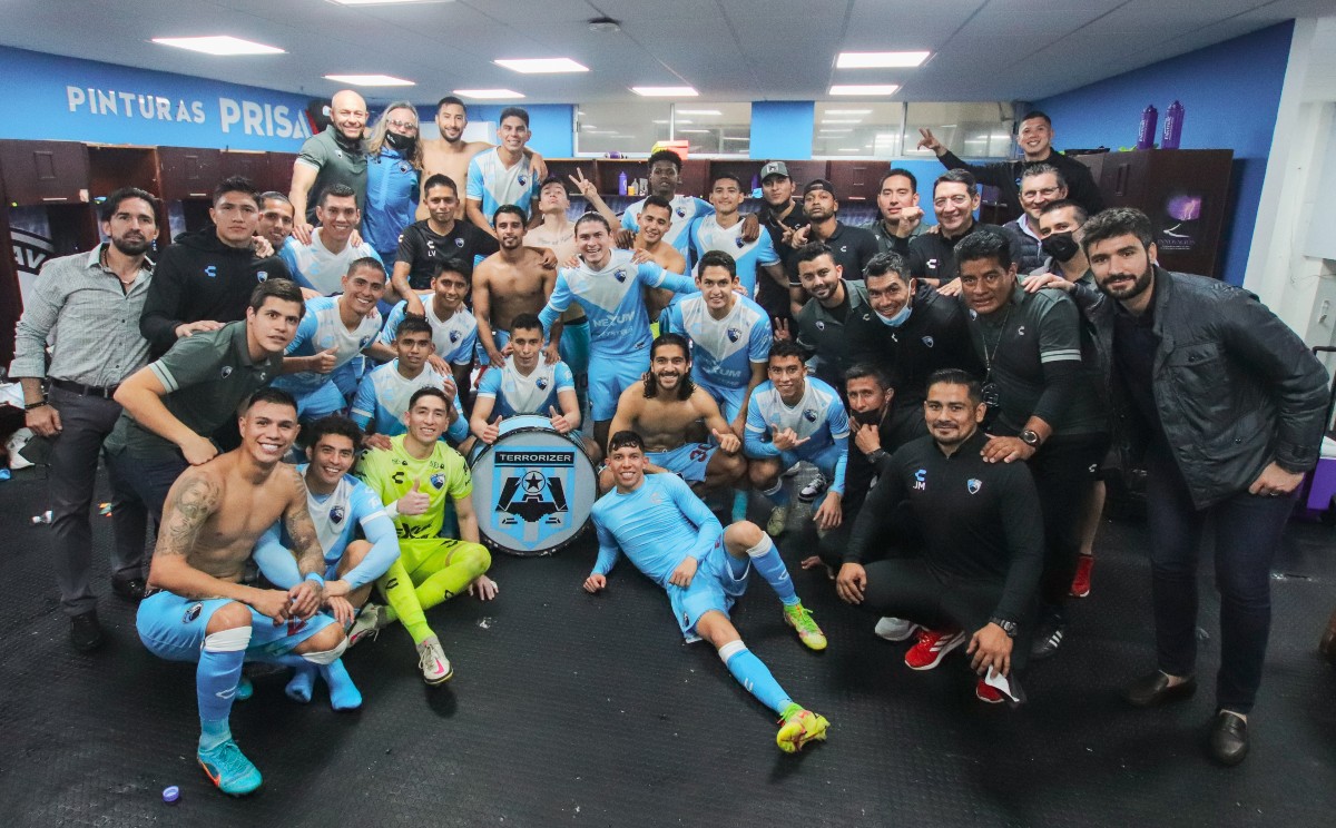 Jugadores del Tampico-Madero celebraron el triunfo ante el Tepatitlán.