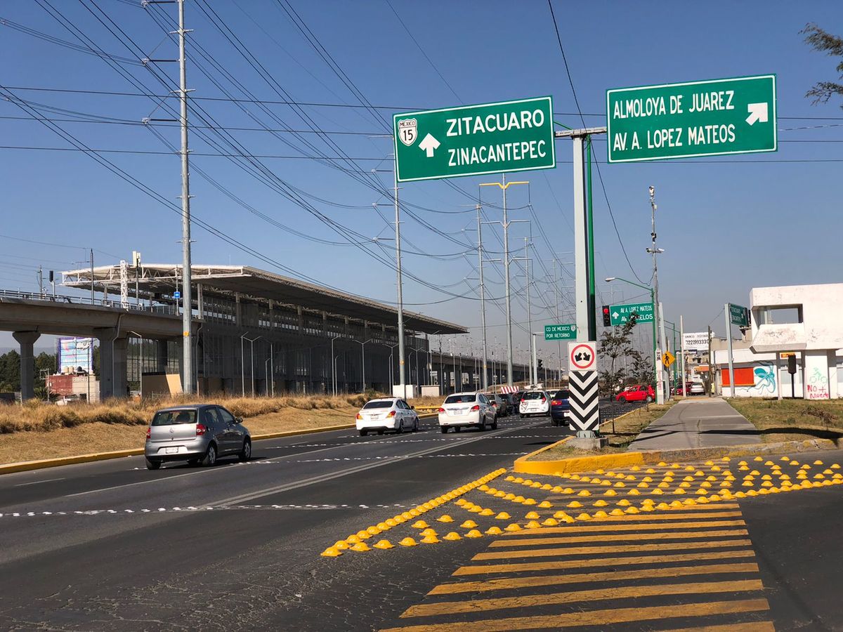 Señalan que estorba a los transeúntes. | Mario C. Rodríguez