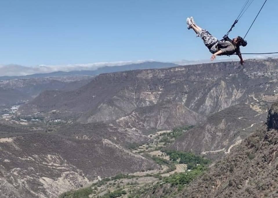 El columpio extremo en Peña del Aire. (Cortesía)