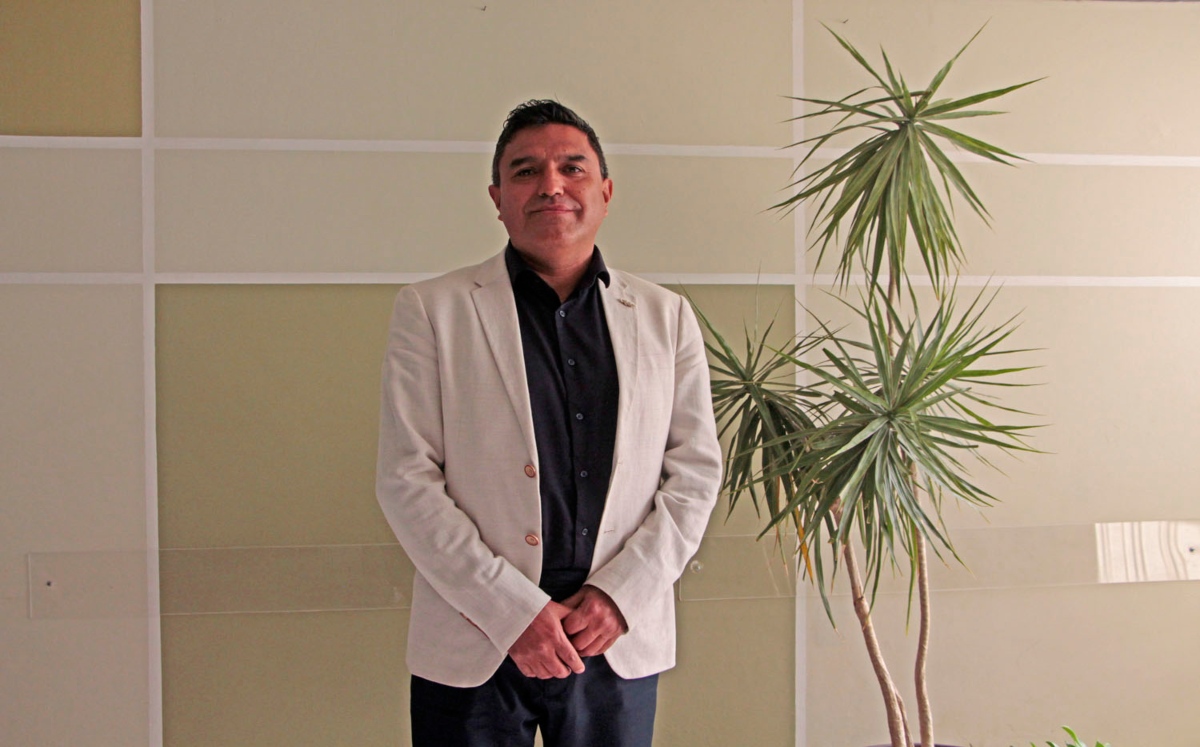 Médico homeópata Antonio Hernández González | Melanie Torres