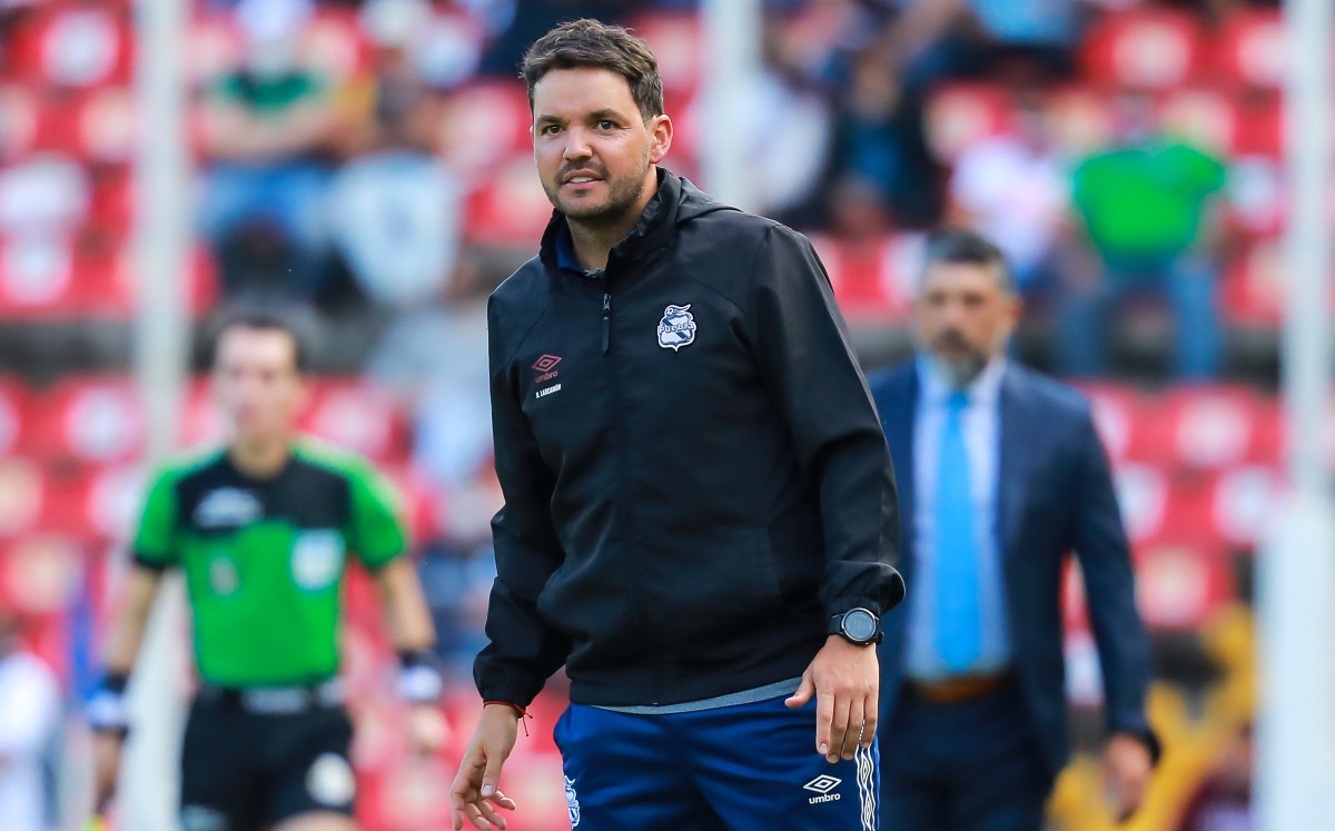 Nicolás Larcamón es técnico del Puebla (Imago7)