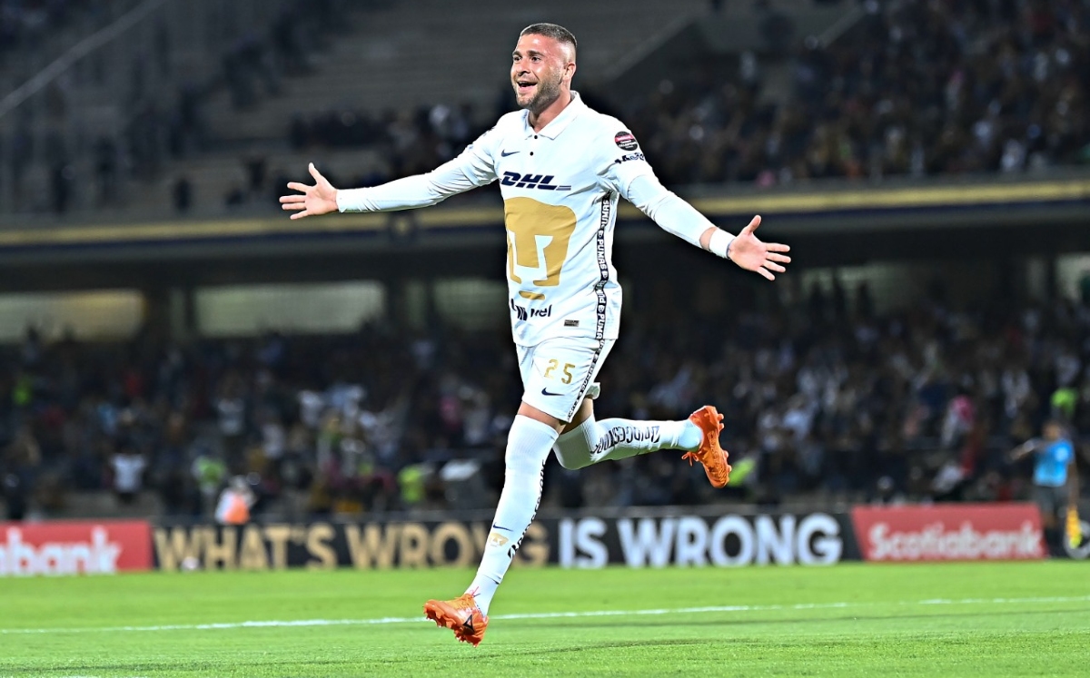 Pumas ya piensa en América tras goleada sobre Saprissa (Imago 7)