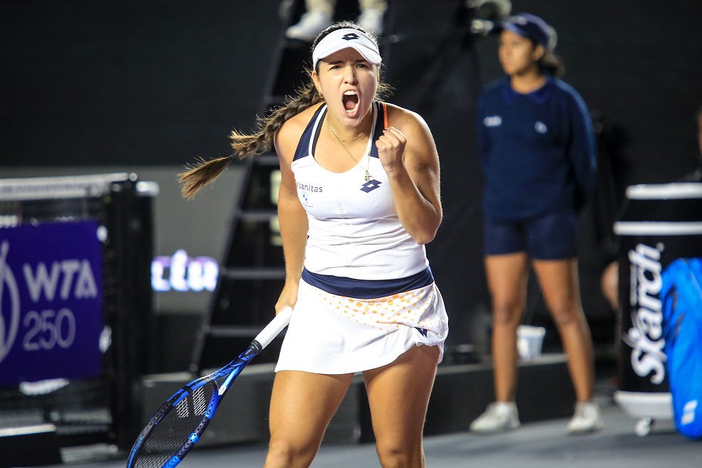 Camila Osorio, consiguió su pase a los Cuartos de Final tras vencer en tres sets a la estadounidense Hayley Baptiste (Cortesía)