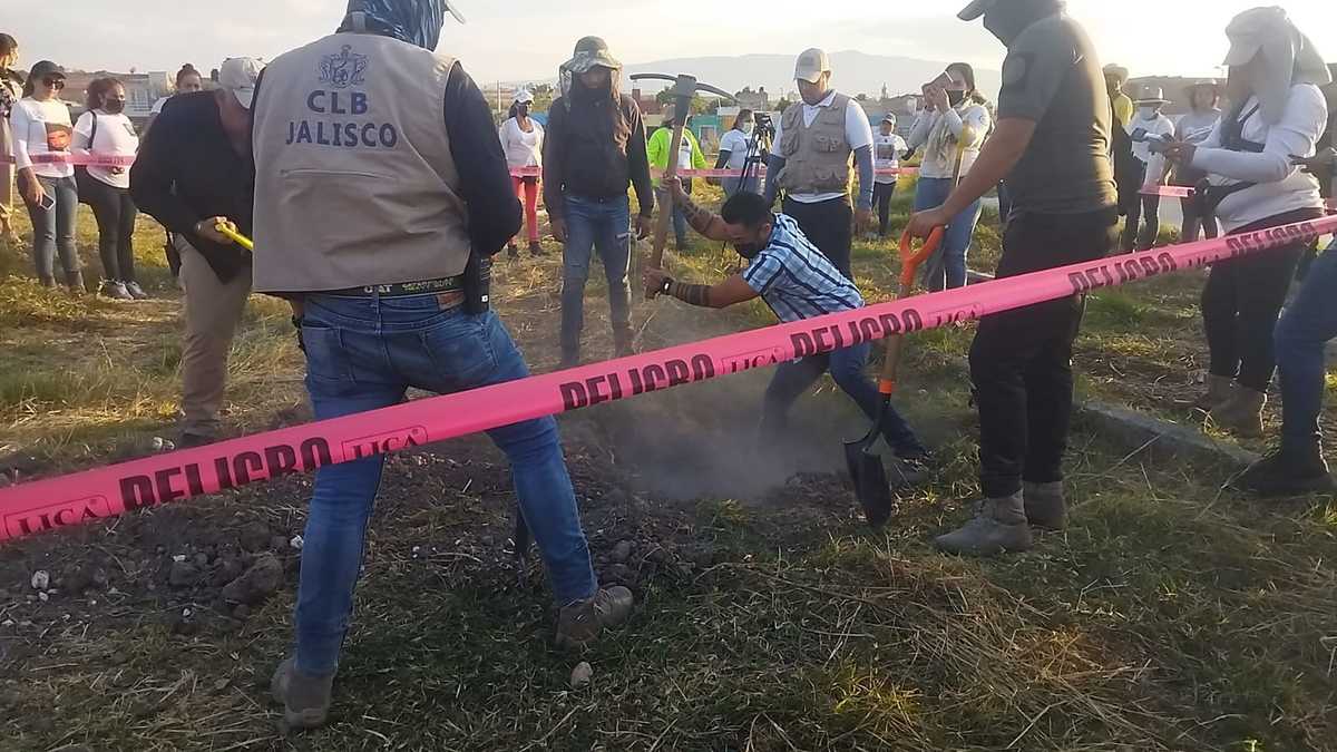 Colectivos  de búsqueda de desaparecidos y autoridades hallaron una fosa clandestina más en Tlajomulco (Usi Toledo)