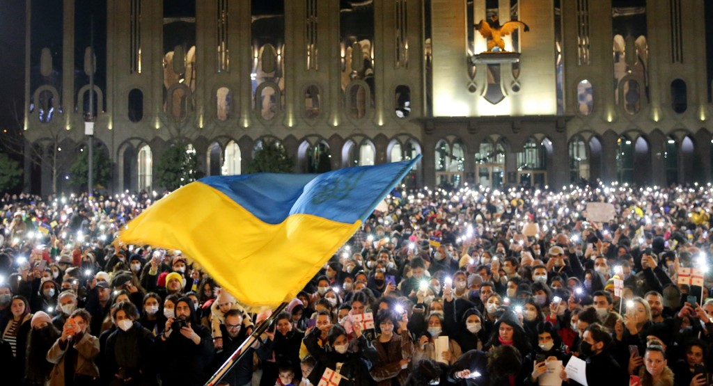 Manifestación en apoyo de Ucrania, en Tbilisi. (AFP)