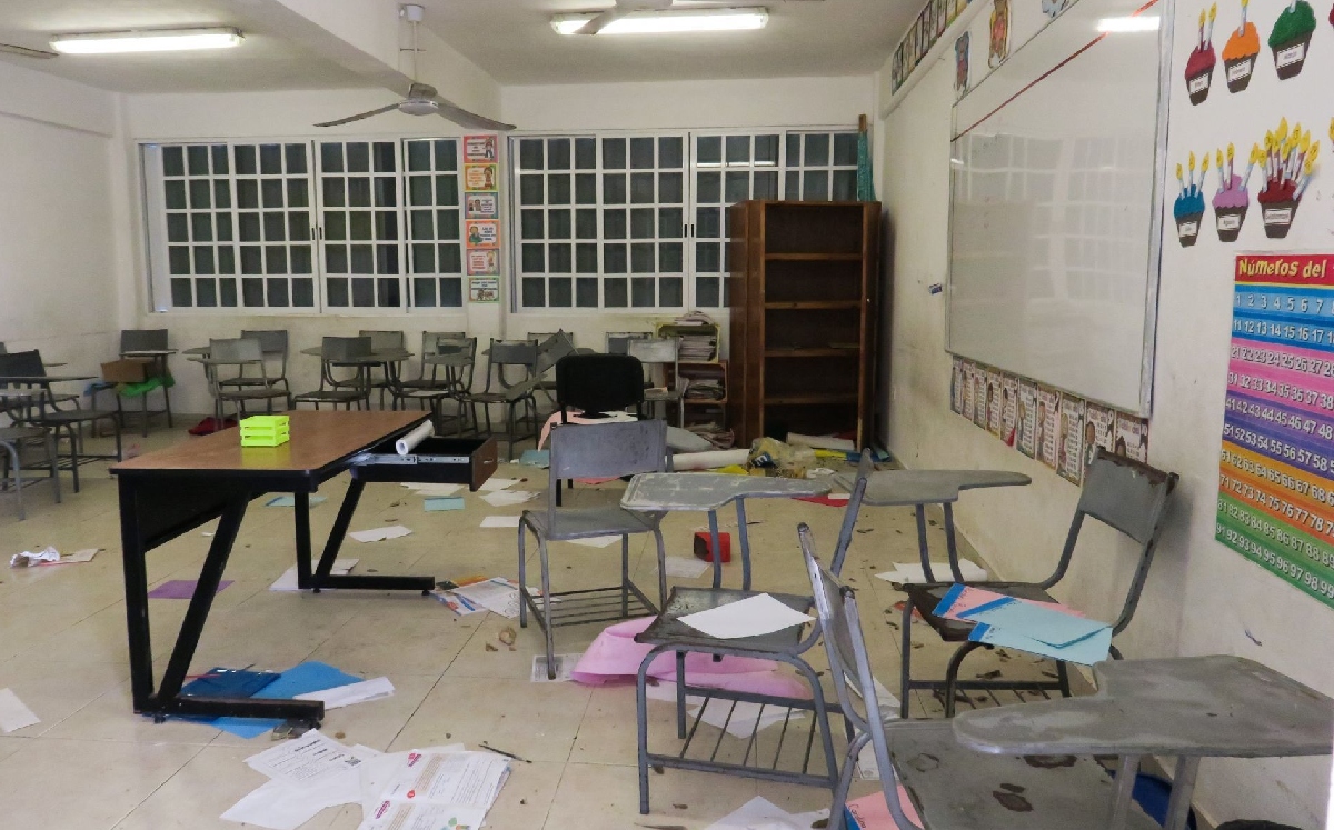 Muchas de las escuelas fueron robadas y vandalizadas durante la pandemia. | Cuartoscuro