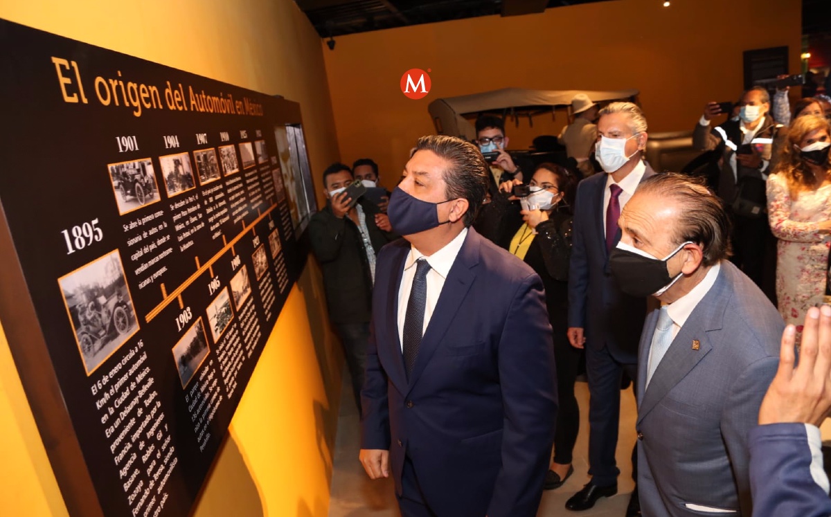 Francisco García Cabeza de Vaca asistió a la inauguración del Museo del Auto en Tampico. (Yazmín Sánchez)