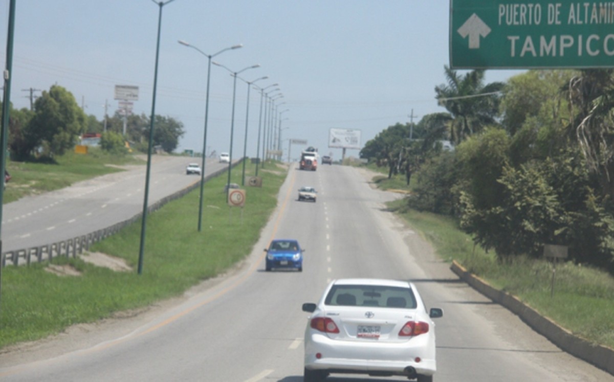 Impuestos aduanales para desarrollo de carreteras en Tamaulipas