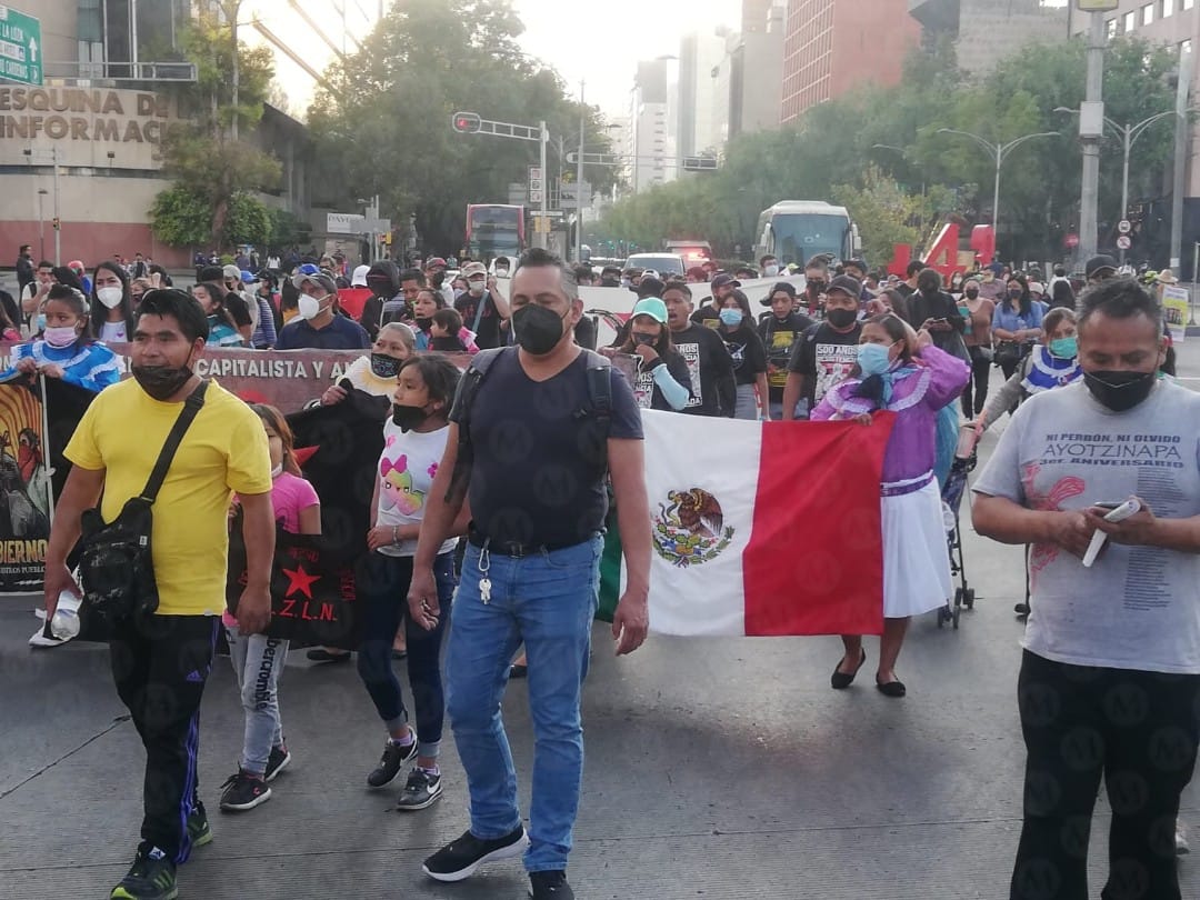 Manifestación por desaparición de los 43 normalistas de Ayotzinapa. (Jorge Becerril)