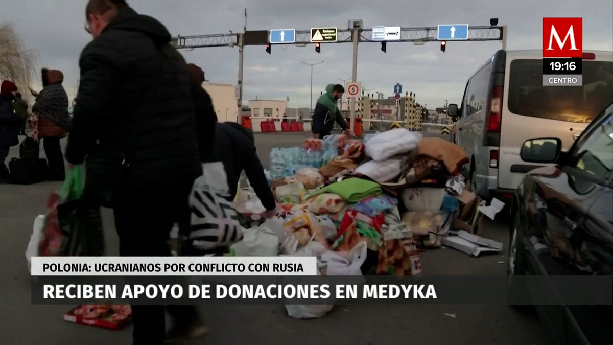 Miles de ucranianos desesperados huyen a Polonia