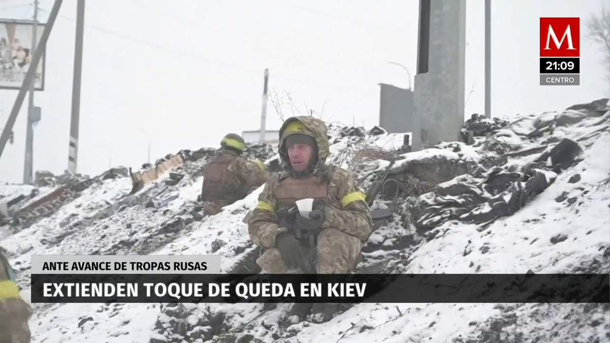 Alcalde declara toque de queda en Kiev ante invasión rusa