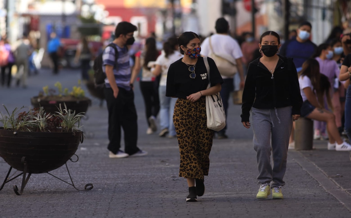 Aumenta movilidad en Puebla con semáforo epidemiológico verde | Andrés Lobato