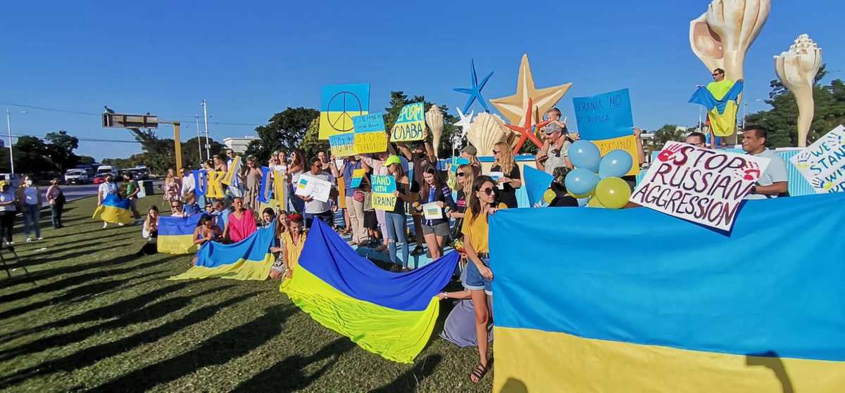 La marcha se llevó en el cruce de las avenidas Tulum y Cobá