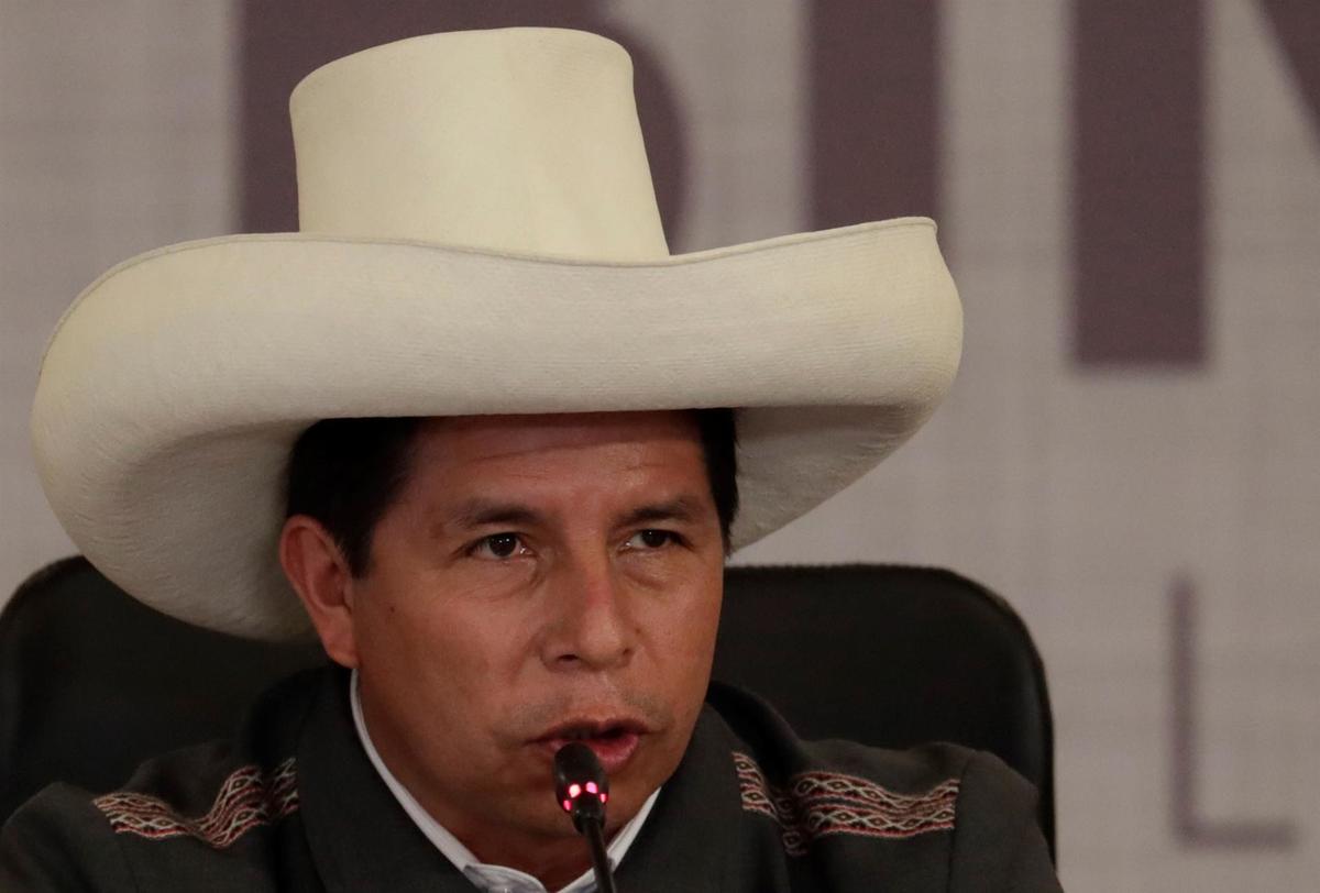 Desde Perú afirman que Pedro Castillo terminará la presidencia (EFE)