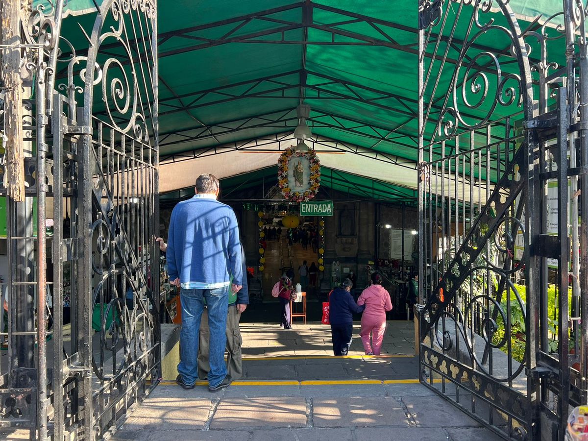 Celebración de San Judas Tadeo en templo de San Hipólito se desarrolla con normalidad | Ramón Ramírez