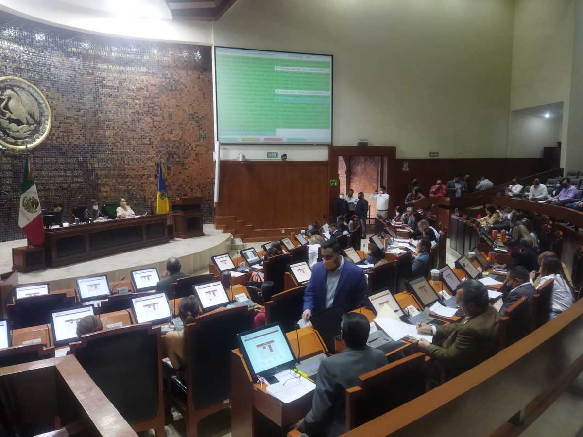 Congreso de Jalisco aprueba incremento en gasto de nómina (Usi Toledo)